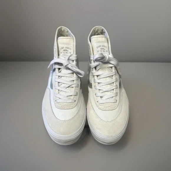 NWOB Vans Gilbert Crockett High Pro II White/Reflective Shoes Size 7 Women's 8.5